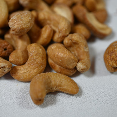 8 oz. Jumbo Cashews